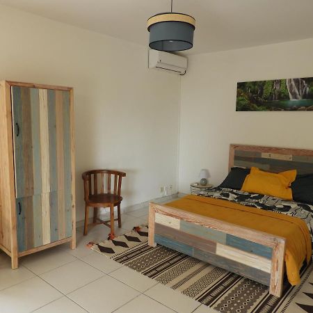 Ti Kaz A Patou, Au Coeur De L'Ile. Apartment Baie-Mahault Ngoại thất bức ảnh