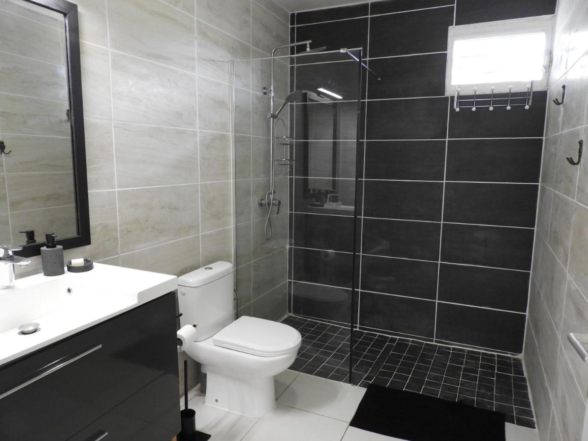 Ti Kaz A Patou, Au Coeur De L'Ile. Apartment Baie-Mahault Ngoại thất bức ảnh
