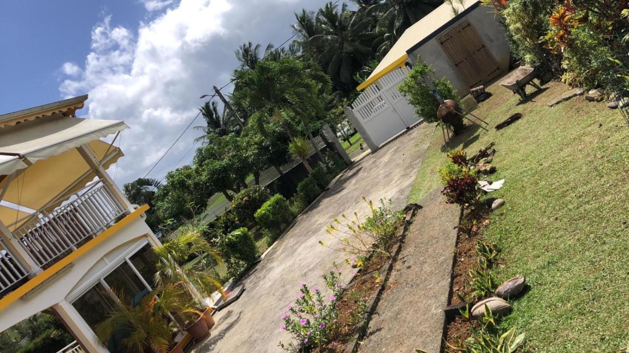 Ti Kaz A Patou, Au Coeur De L'Ile. Apartment Baie-Mahault Ngoại thất bức ảnh